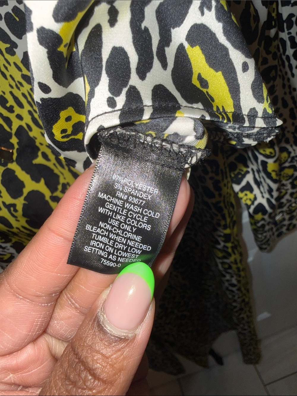 BOLD elements Yellow and Black Leopard Print Women's Set - Picture 3 of 8